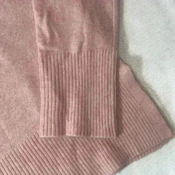 J Crew polymide/ merino wool: alpaca blend turtleneck sweater - Picture 4 of 7